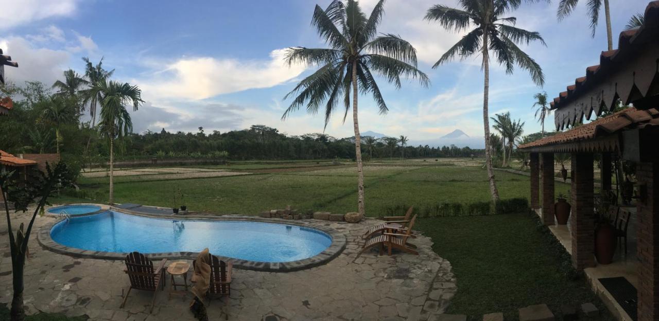 Gopalan Borobudur Hotel Magelang Exterior foto