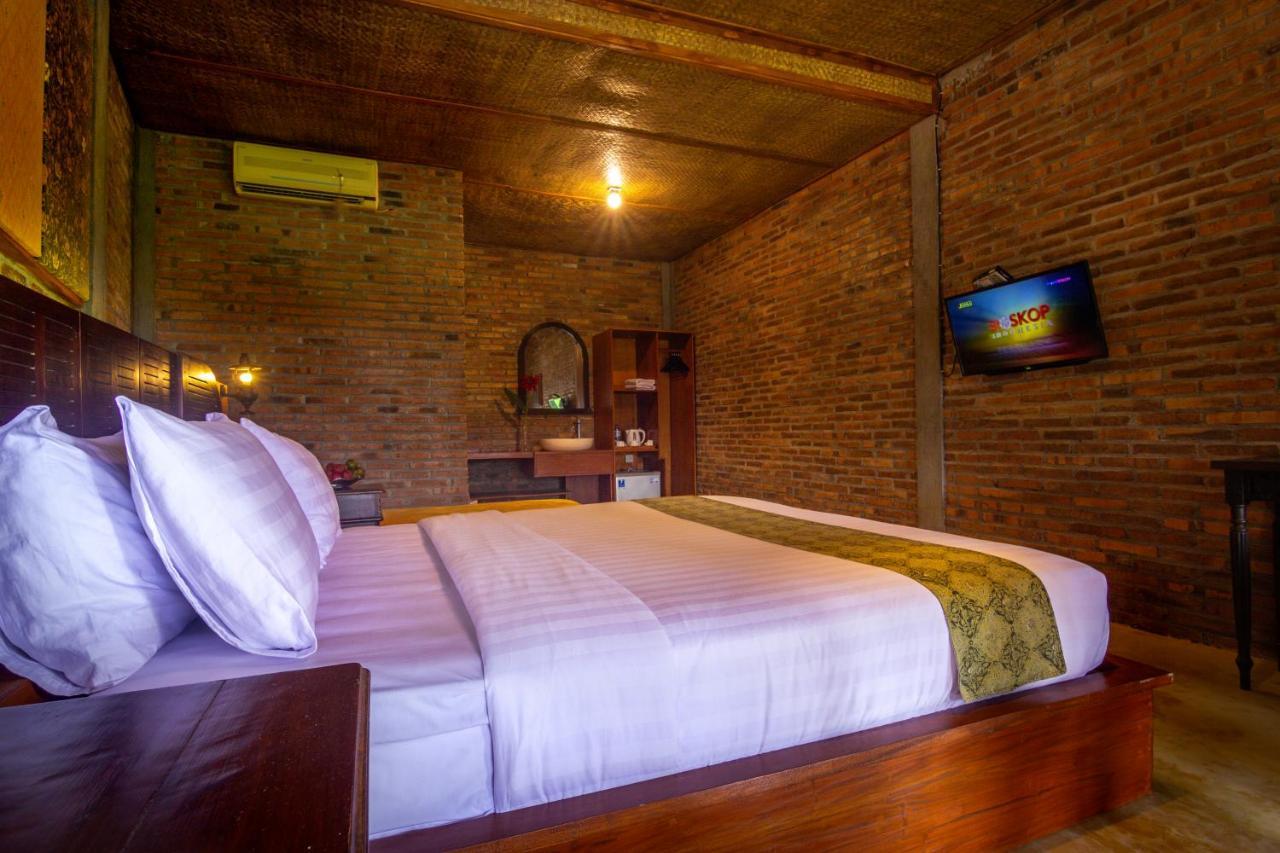 Gopalan Borobudur Hotel Magelang Exterior foto